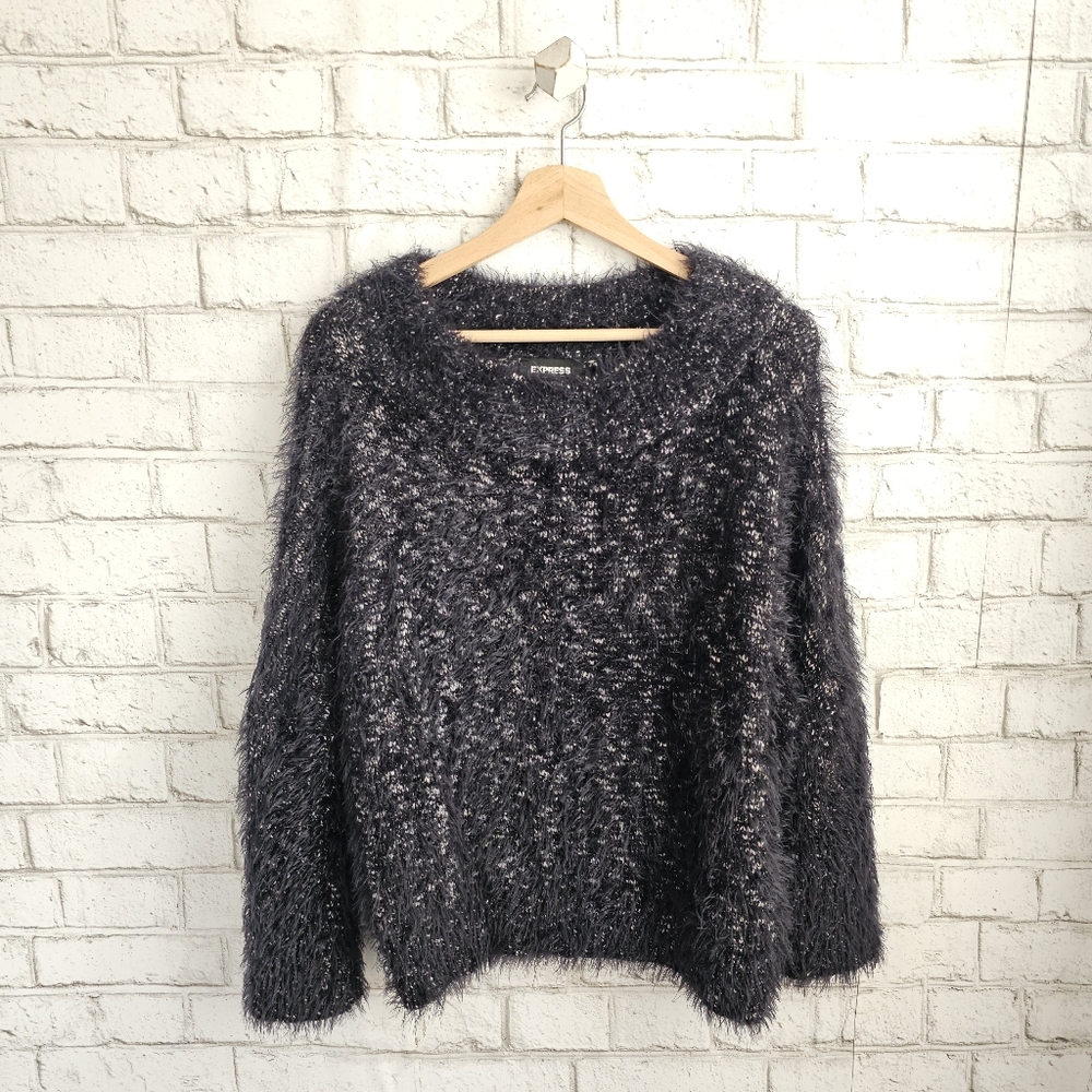 ☆ EXPRESS Heather Black Chunky Eyelash Sweater, S ☆
